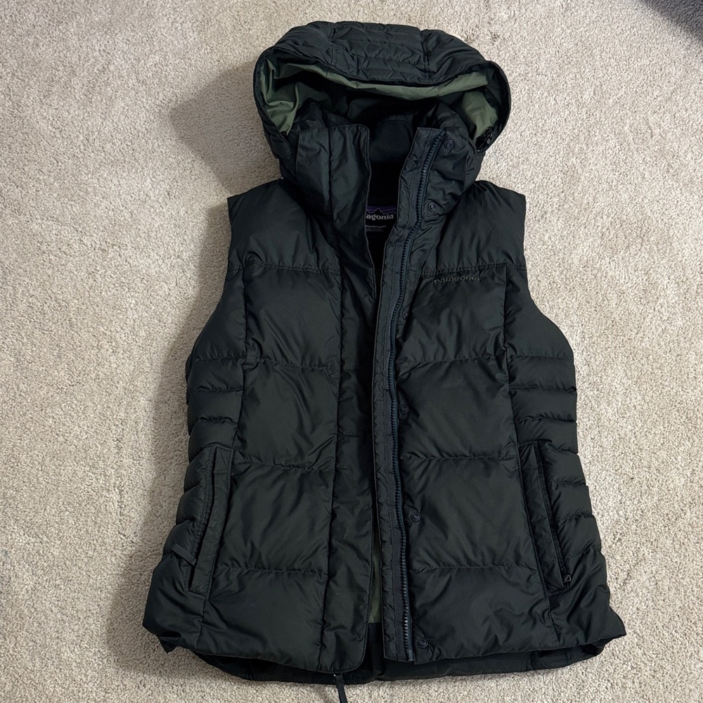 Patagonia Olive Green Puffer Jacket